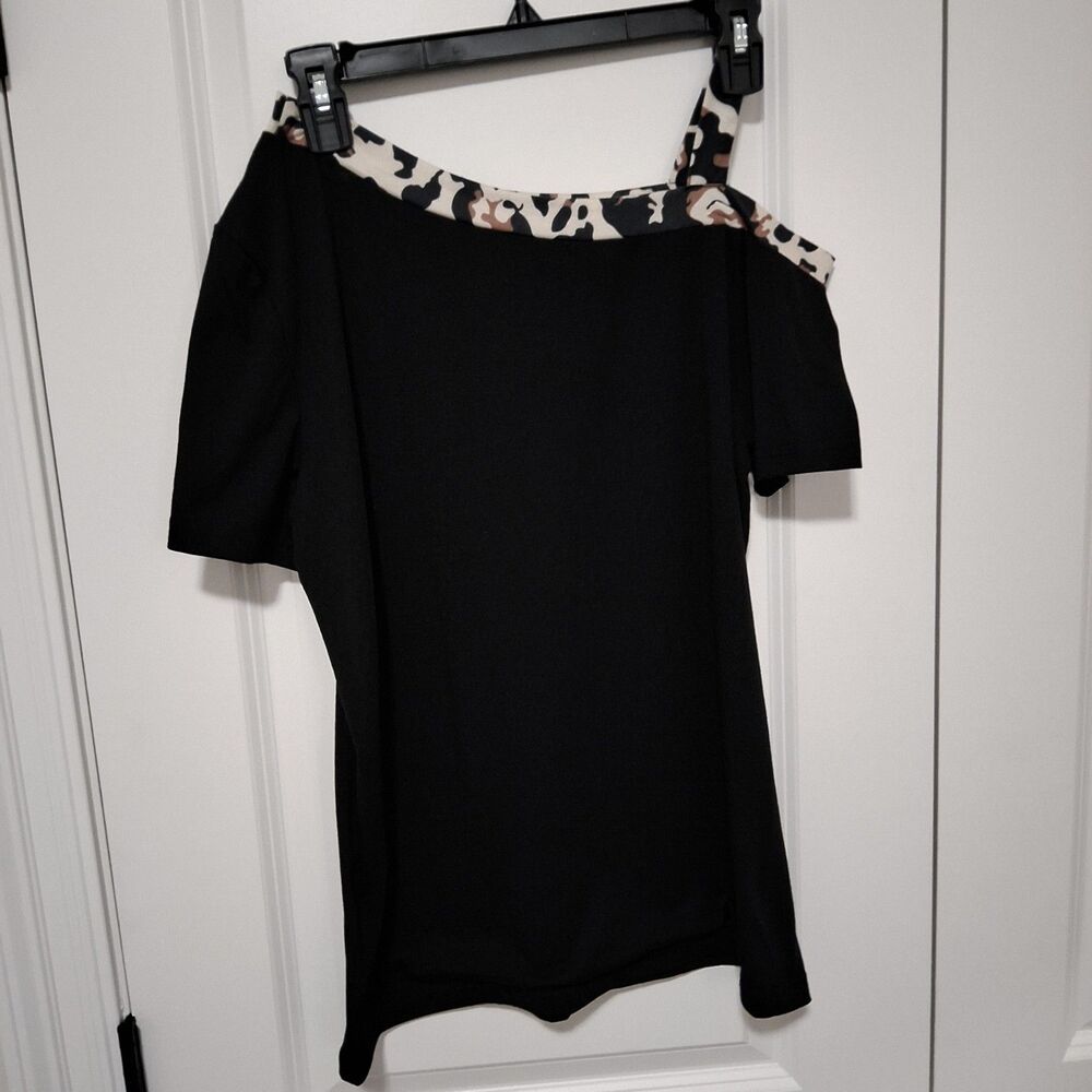 Shein Women's Black Cold-Shoulder Top Leopard Print Trim Size Medium New w/o Tag